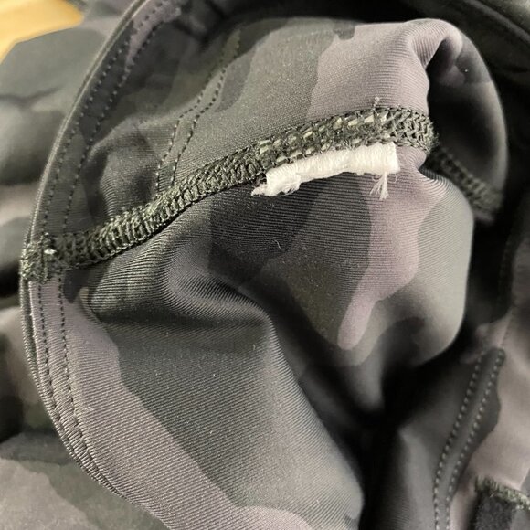 Ahtleta Ultimate 7/8 Tight Leggings Camo Athletic Women's Large - Picture 7 of 7